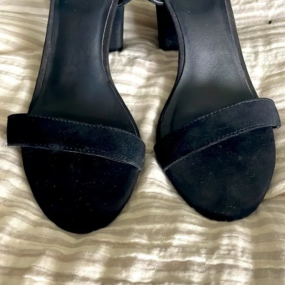 BP. Black Strapped Sandal Heels - Picture 3 of 6